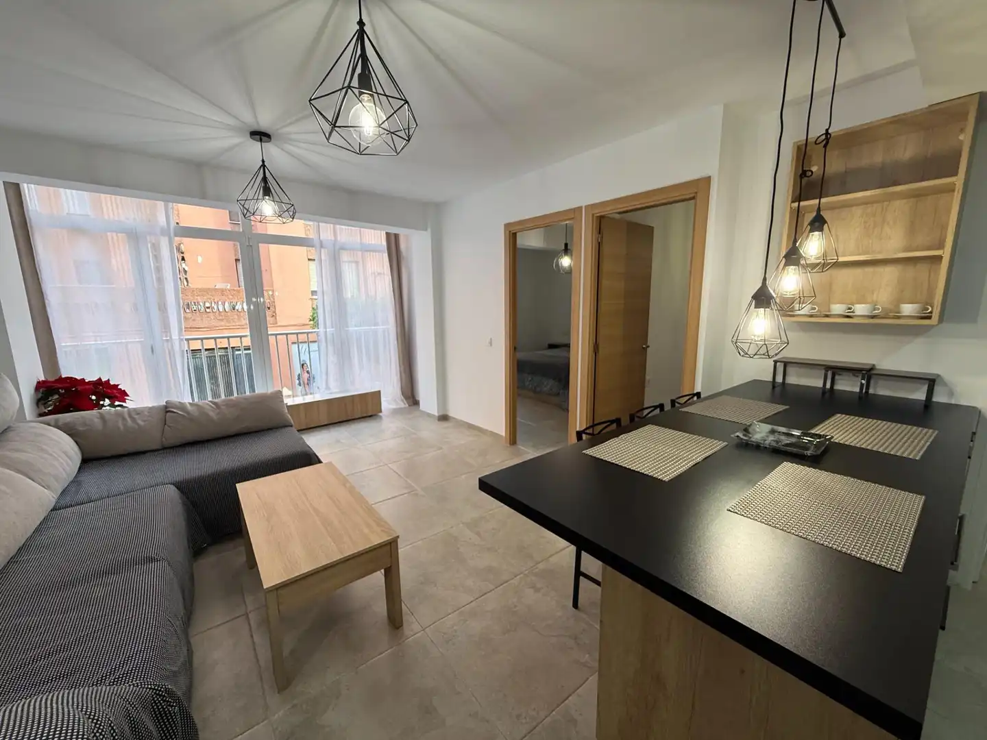Sala d'estar de Pis de lloguer en Almería amb Aire condicionat i Moblat