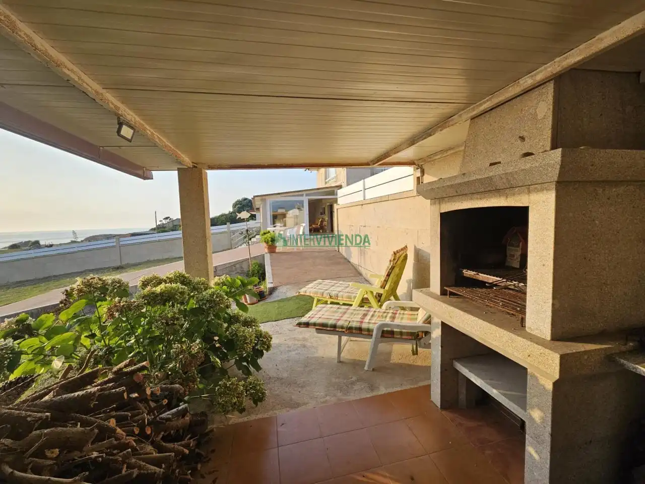 Terrassa de Casa o xalet en venda en Oia amb Calefacció, Jardí privat i Traster