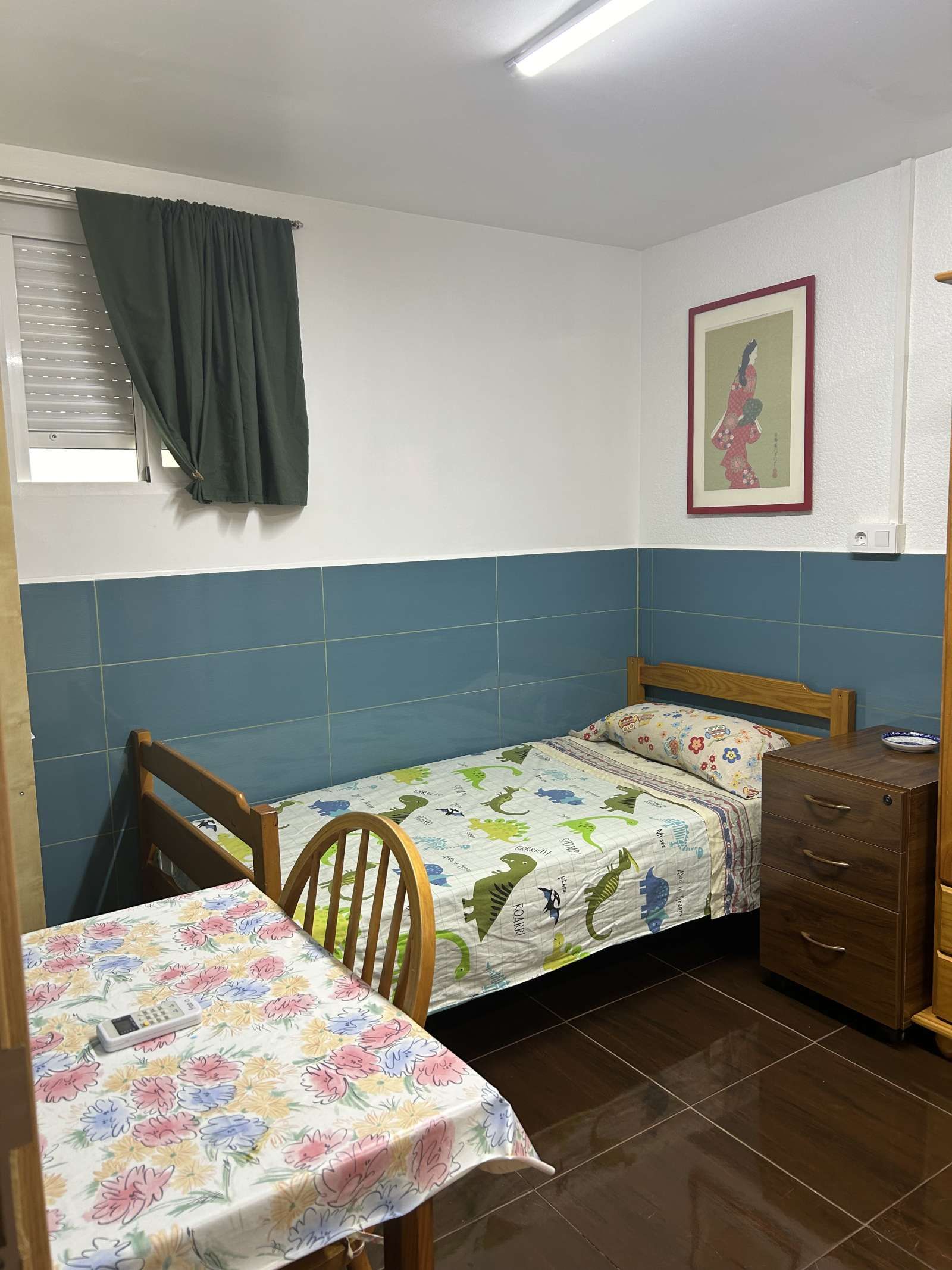 Bedroom of Study to share in L'Hospitalet de Llobregat  with Air Conditioner, Heating and Terrace