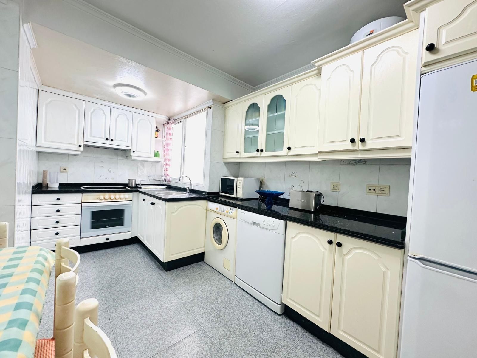 Kitchen of Flat for sale in Oviedo   with Heating, Storage room and Furnished