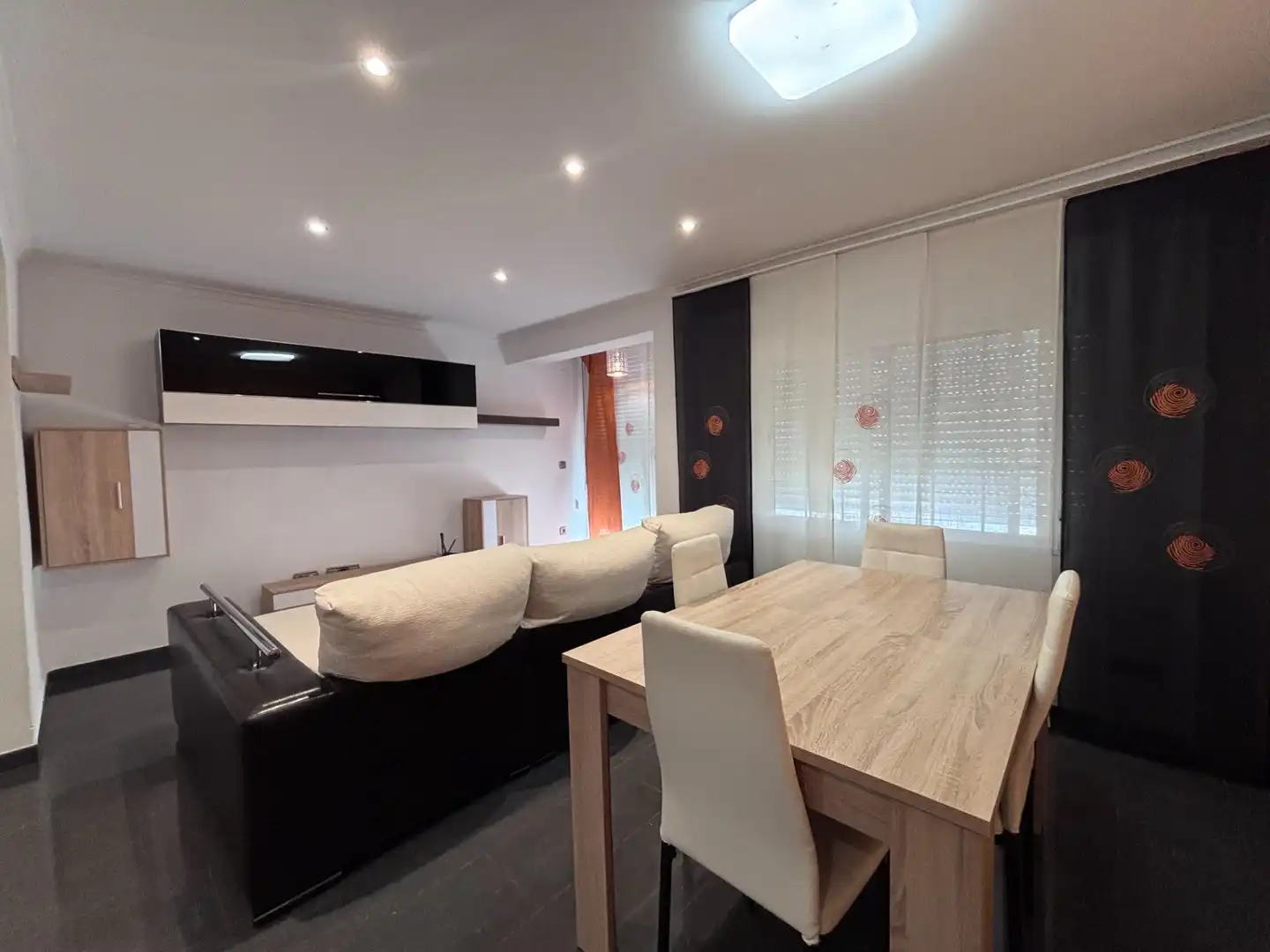 Living room of Flat for sale in Cullera  with Air Conditioner and Furnished