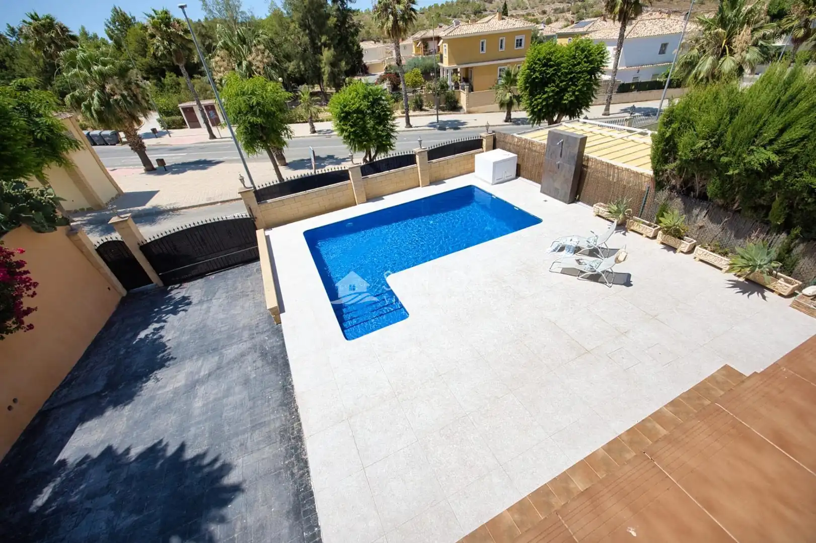 Swimming pool of Houses for sale in Aspe  with Air Conditioner, Heating and Private garden