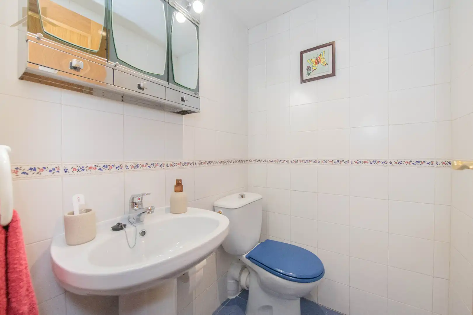 Baño de Casa adosada en venta en Navalcarnero con Aire acondicionado, Calefacción y Jardín privado