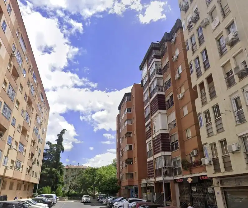 Pis amb terrassa en venda a Calle ISABEL DE MOCTEZUMA