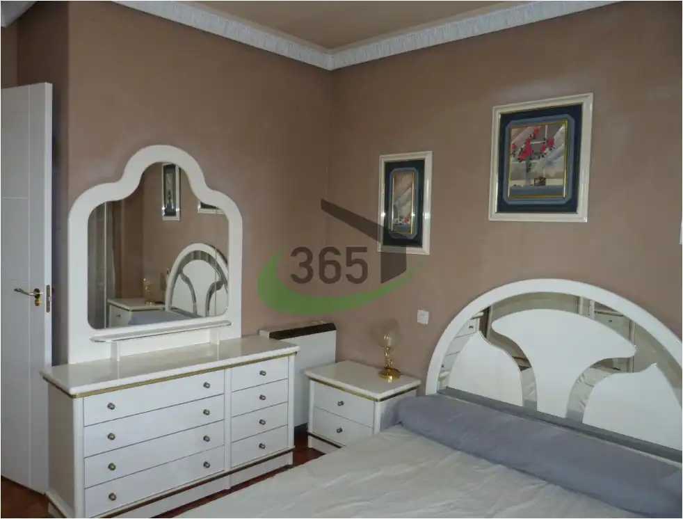 Habitación de Piso en venta en Madrid con Aire acondicionado y Amueblado