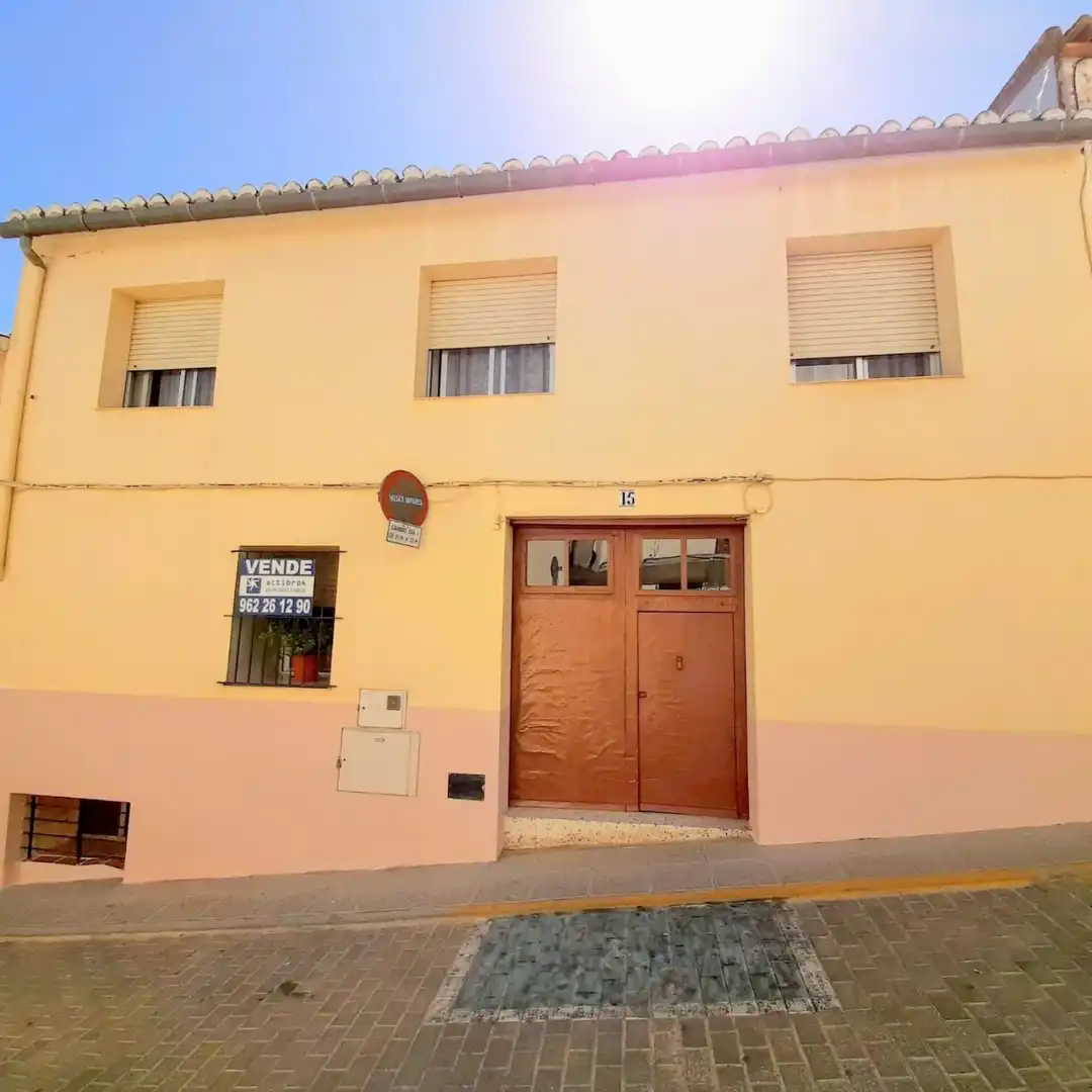 Exterior view of Houses for sale in La Font de la Figuera  with Heating, Terrace and Storage room
