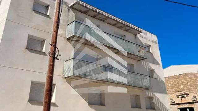 Edificio en Venta en Carrer les Barques en Vilanova de la Barca