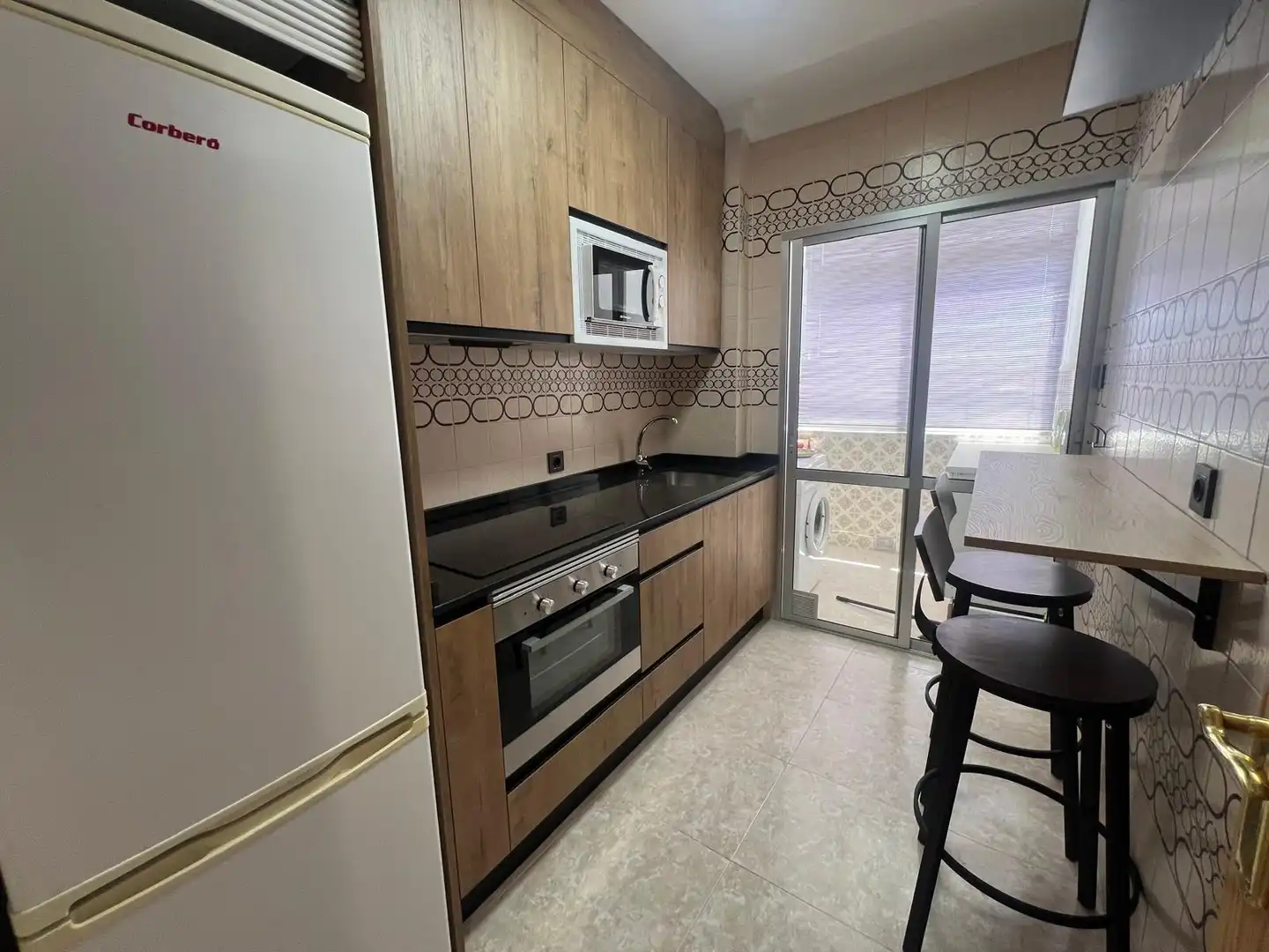 Kitchen of Flat for rent in Plasencia  with Air Conditioner, Terrace and Furnished