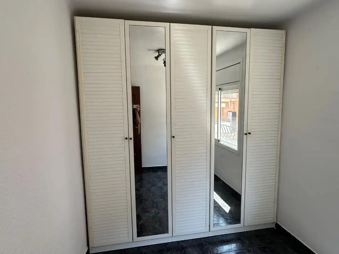 Dormitori de Pis en venda en Sant Joan Despí amb Aire condicionat, Traster i Balcó