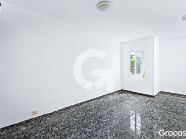 Piso en venta en CL VINAROS DE