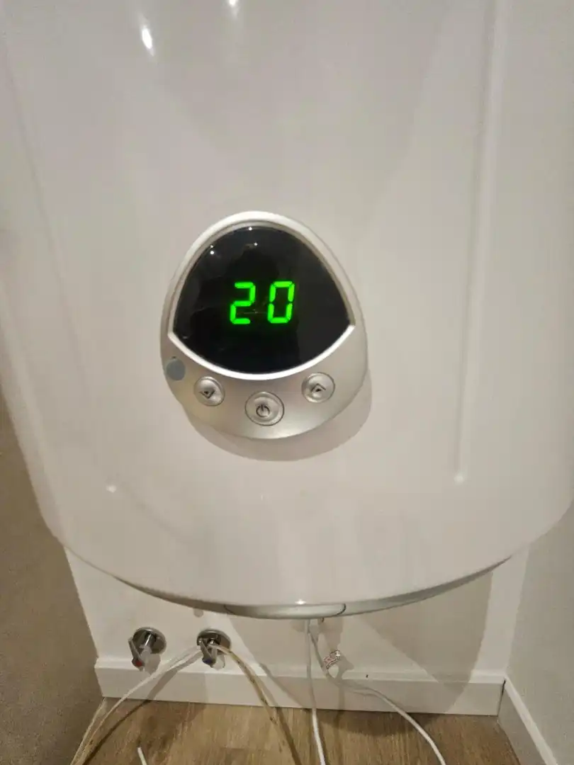 Badezimmer von Wohnung zum Verkauf in Santander