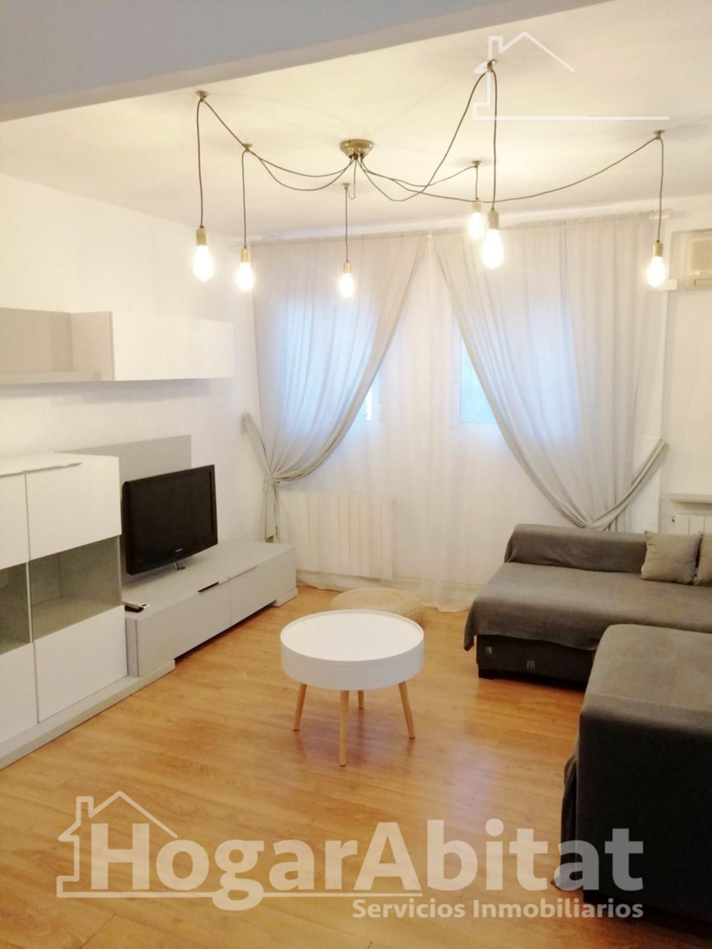 Sala de estar de Piso en venta en Paterna con Parquet