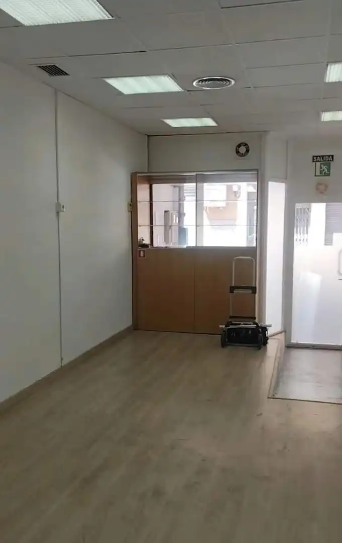 Local comercial en alquiler en Carrer Carrer Mare de Déu de Montserrat, imagen 5
