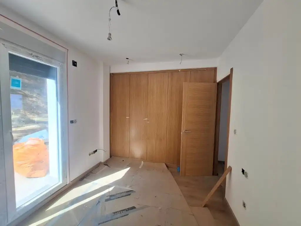 Dormitori de Casa o xalet en venda en Foz amb Jardí privat, Terrassa i Traster