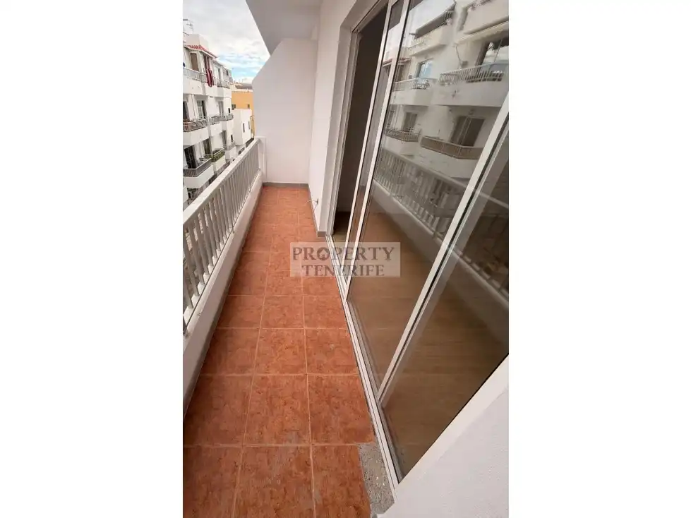 Terraza de Apartamento en venta en Arona