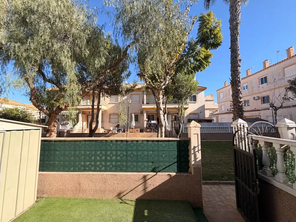 Planta baja en venta en Villamartín - Las Filipinas