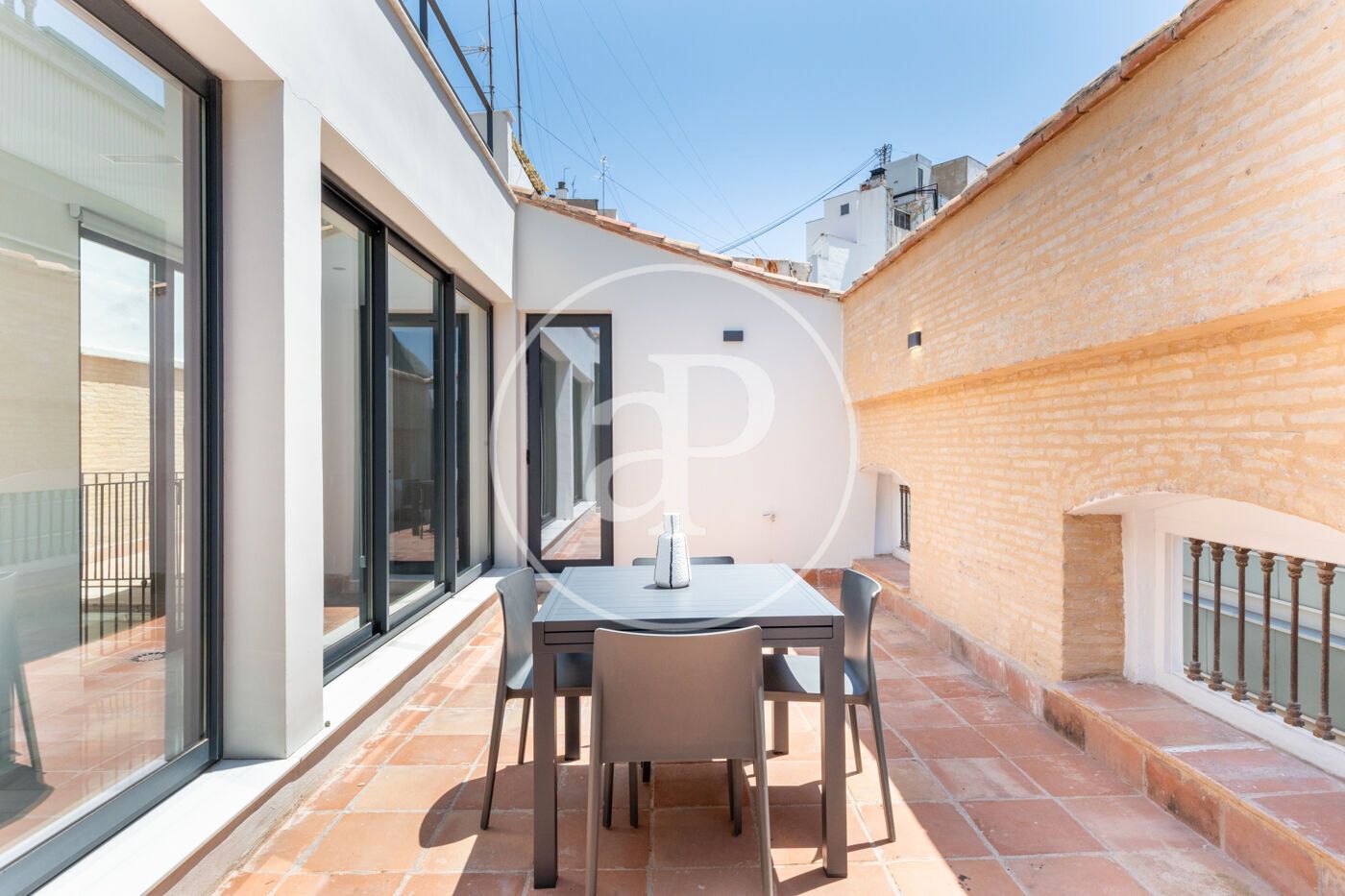 Terrassa de Pis de lloguer en  Valencia Capital amb Aire condicionat, Calefacció i Terrassa