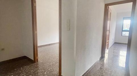 Photo 5 of Flat to rent in Poeta Mas y Ros, Ciutat Jardí, Valencia