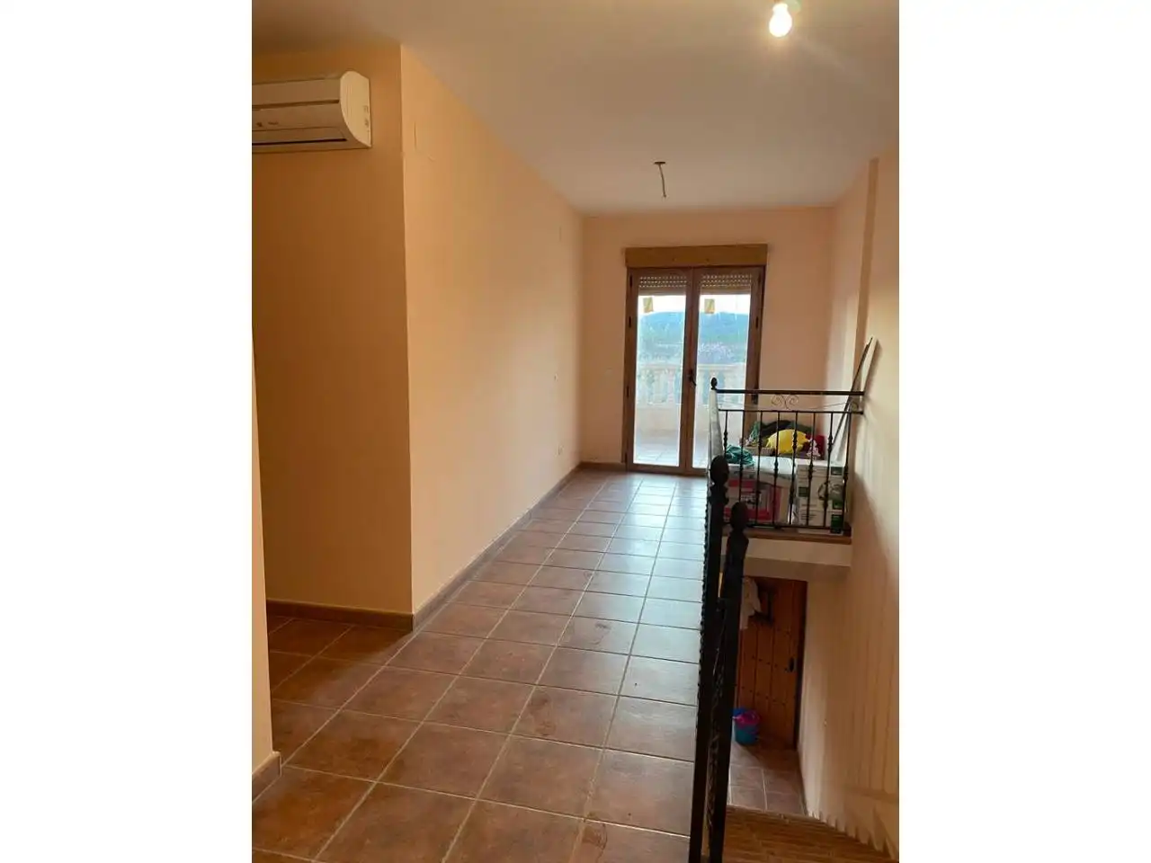 Houses for sale in Liétor  with Air Conditioner