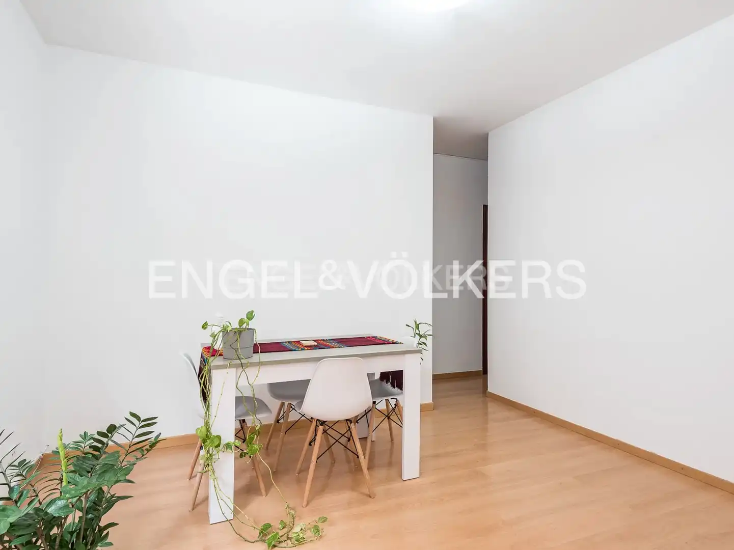 Dining room of Flat for sale in Barcelona  with Air Conditioner and Heating