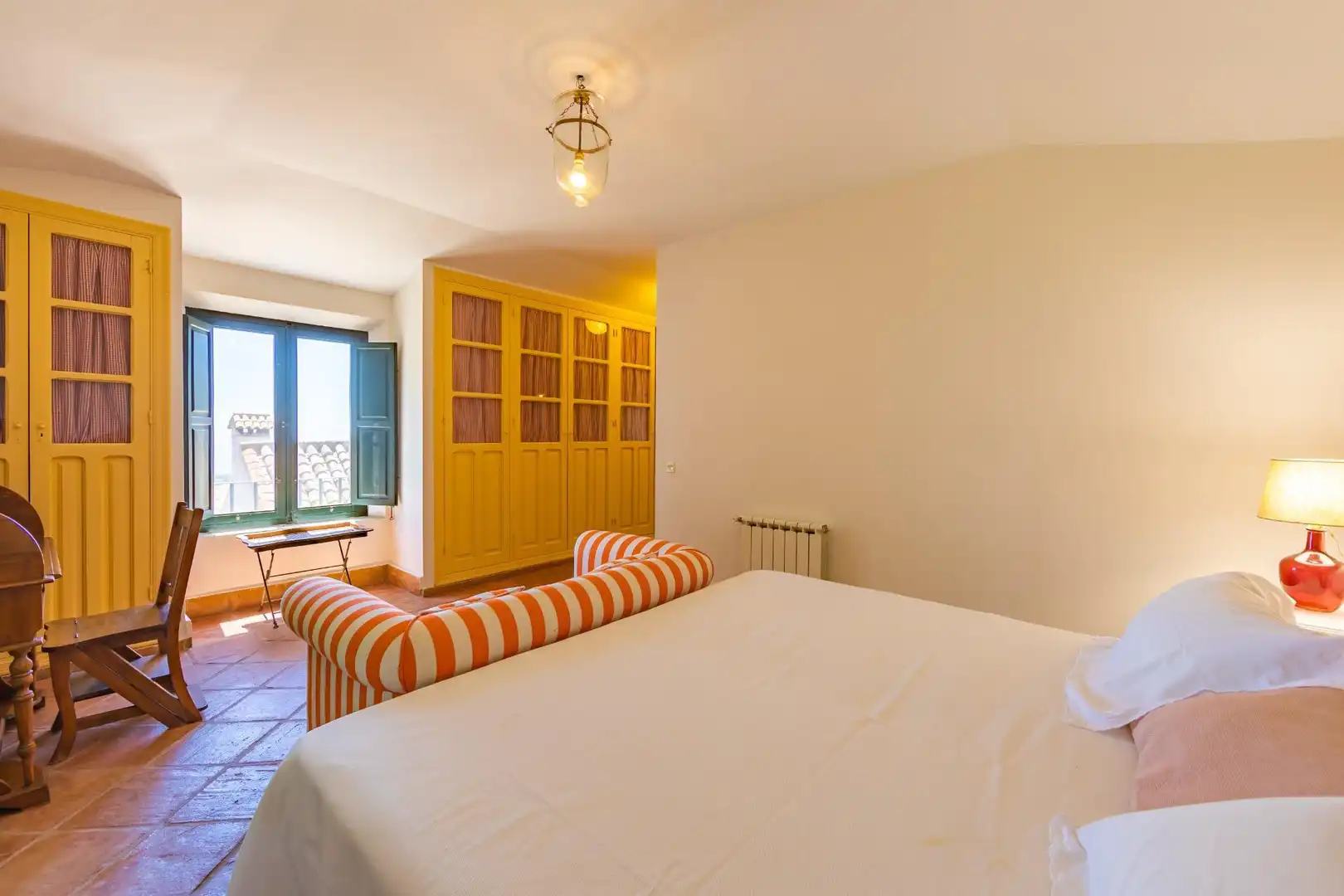 Schlafzimmer von Country house zum Verkauf in Tarifa mit Heizung und Gemeinschaftspool