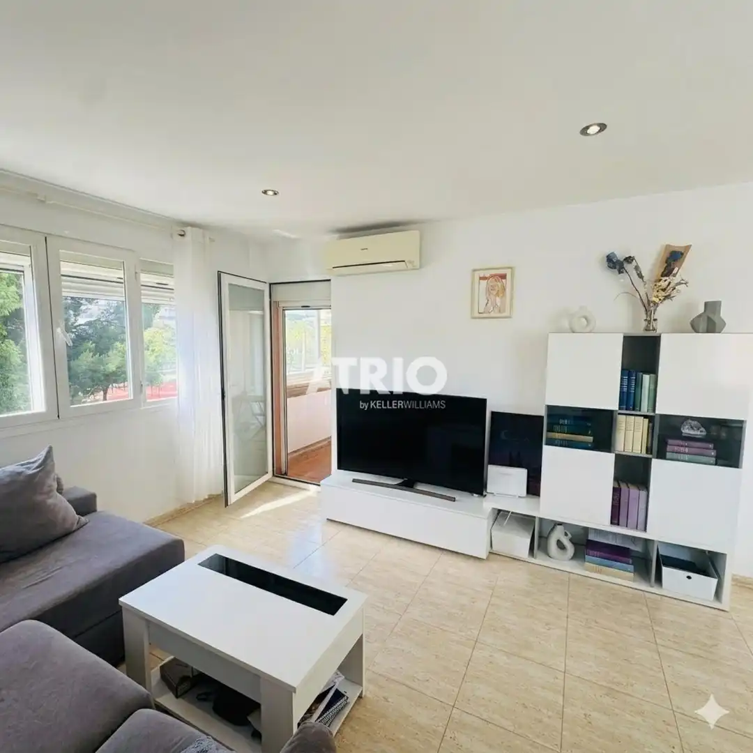 Living room of Flat for sale in Calvià  with Air Conditioner and Storage room