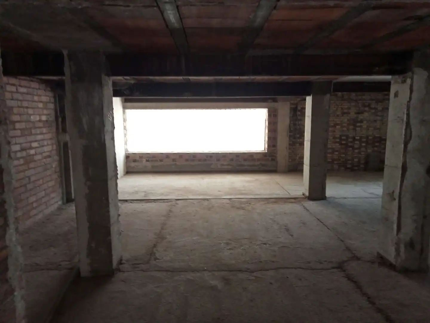 Local comercial en venda a C/ Isaac Albéniz, imagen 3