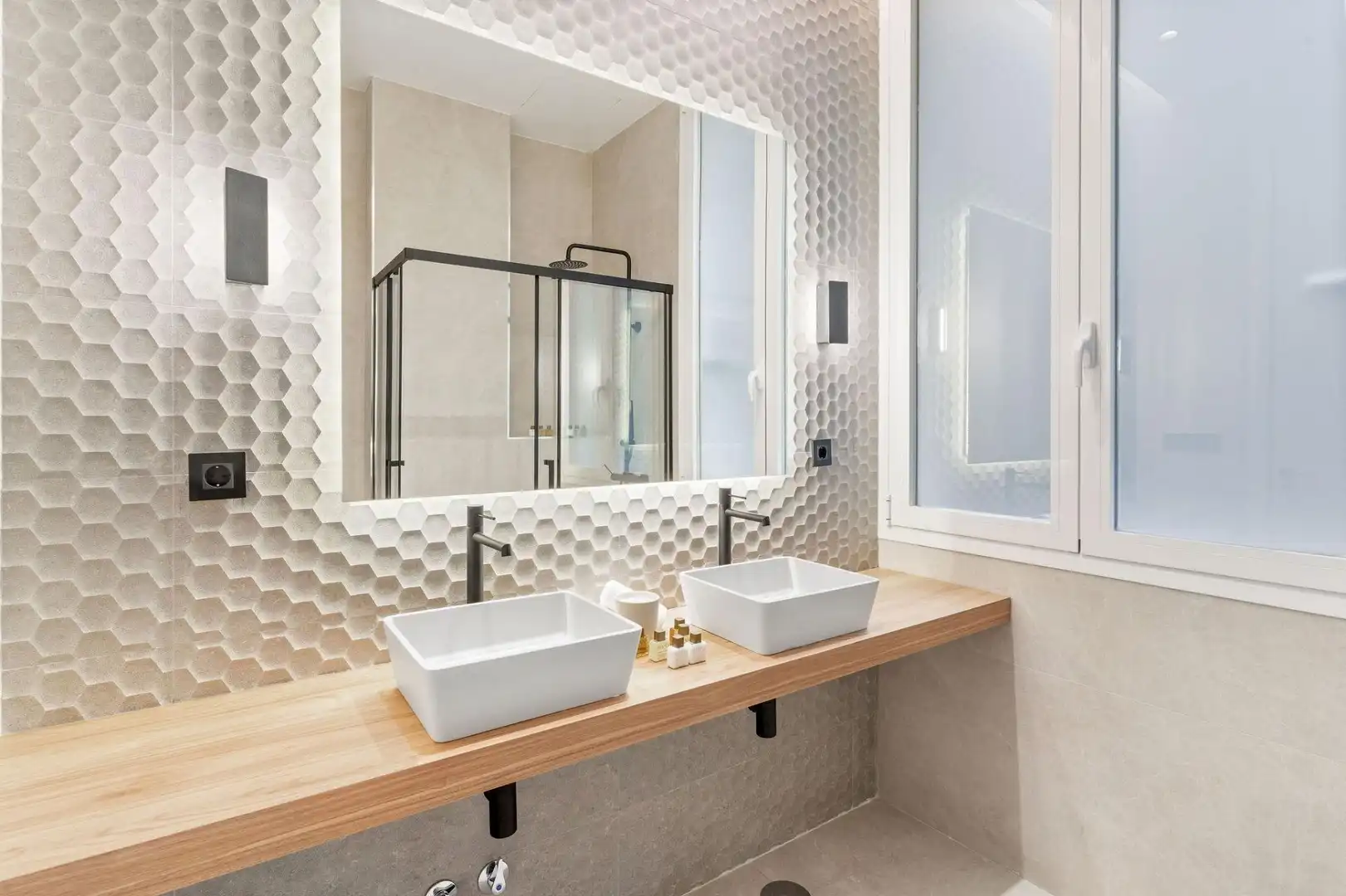 Baño de Piso en venta en Madrid con Aire acondicionado y Calefacción
