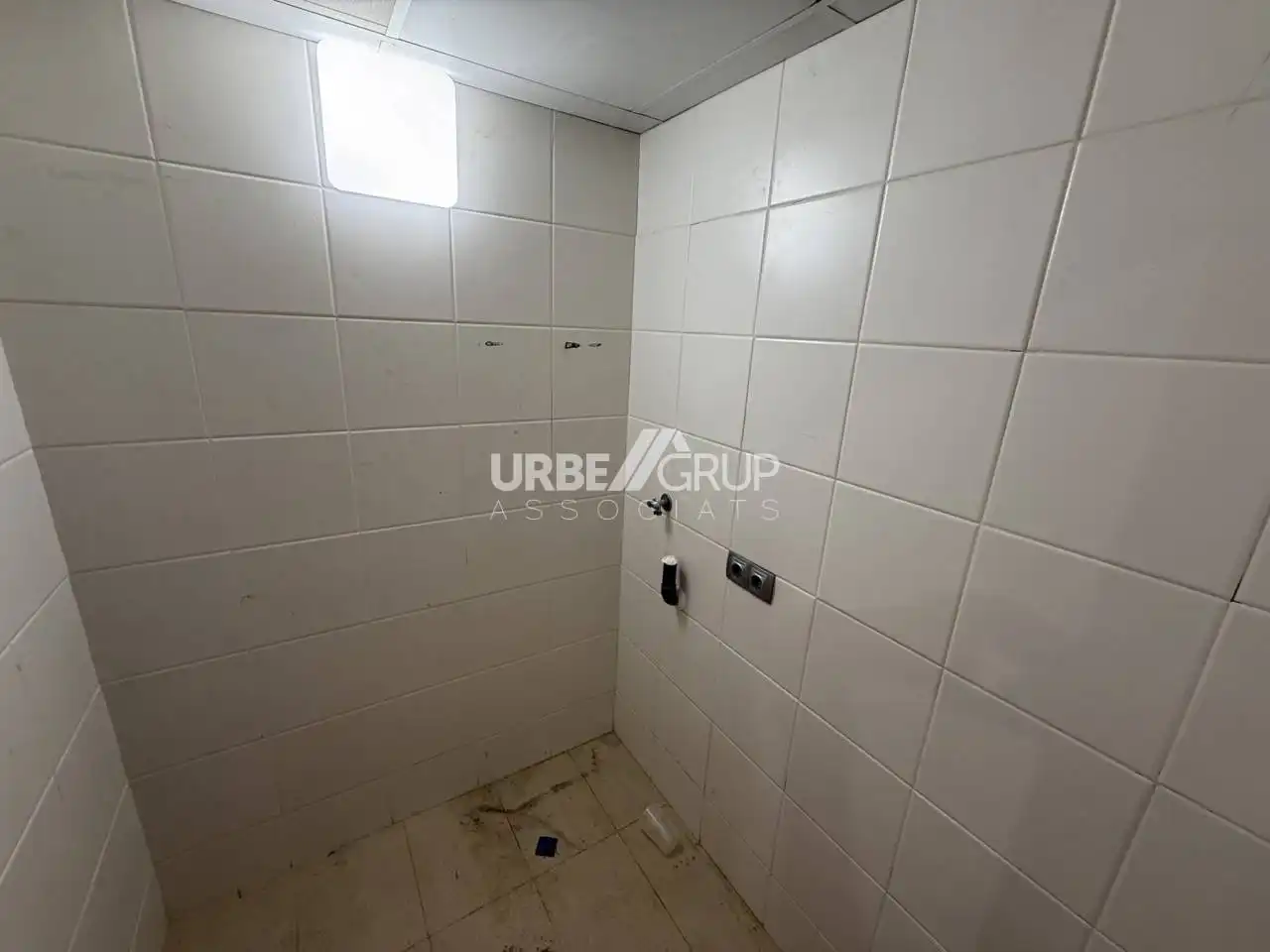 Baño de Piso de alquiler en Terrassa con Aire acondicionado, Calefacción y Parquet