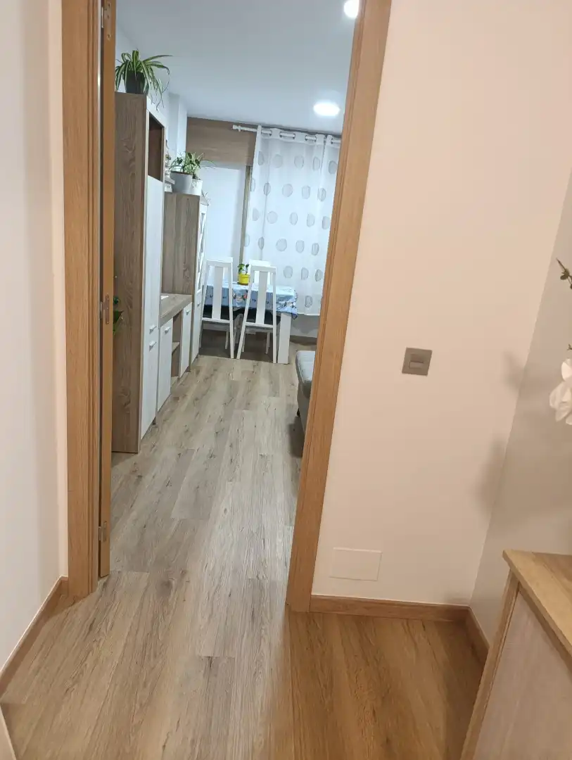 Wohnung zum Verkauf in Ames mit Terrasse und Balkon