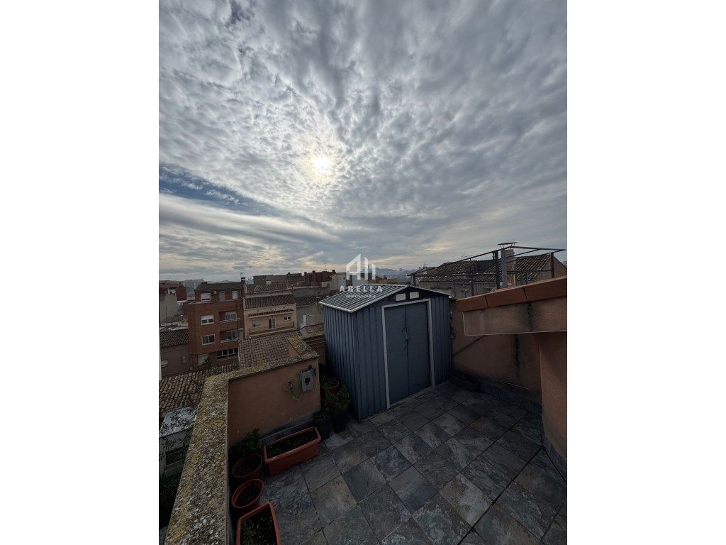 Vista exterior de Àtic en venda en  Lleida Capital amb Aire condicionat i Terrassa
