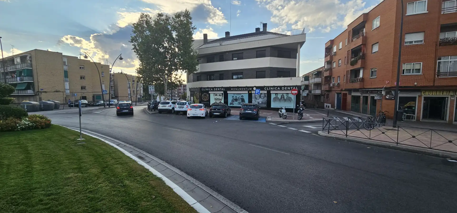 Vista exterior de Pis en venda en San Sebastián de los Reyes amb Aire condicionat i Terrassa