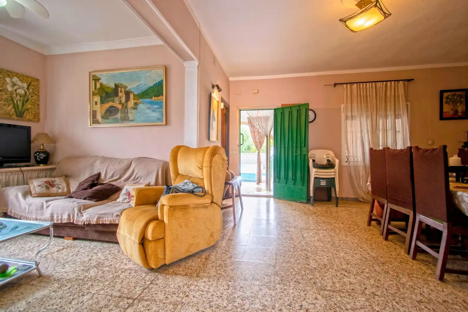 Casa o xalet en venda en La Rinconada amb Terrassa i Piscina