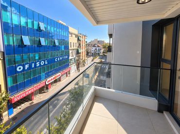 Appartement avec ascenseur à vendre à Avenida Condes de San Isidro 48
