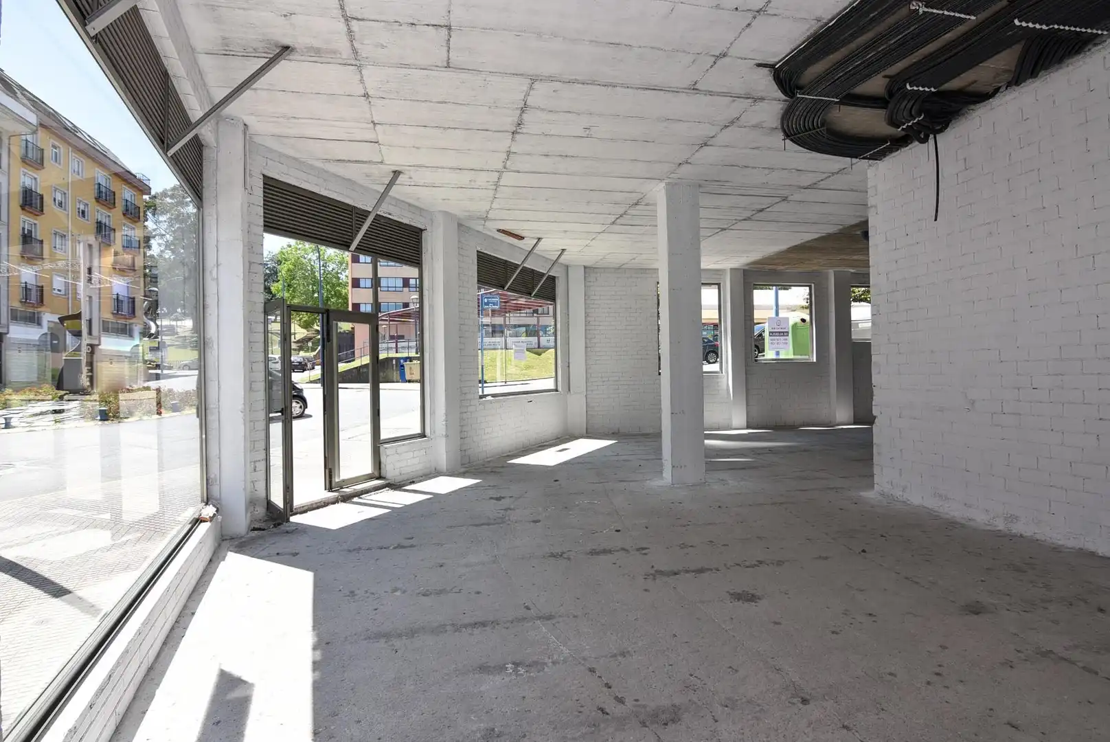 Local de alquiler en Calle XESUS REY MARTINEZ, 1, Vilaboa Sur
