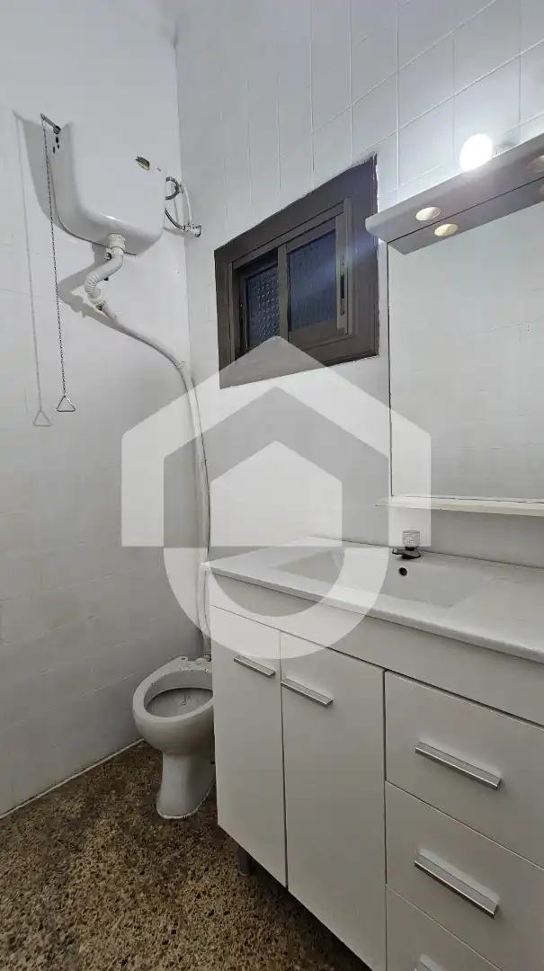 Bathroom of Commercial properties for rent in Barcelona