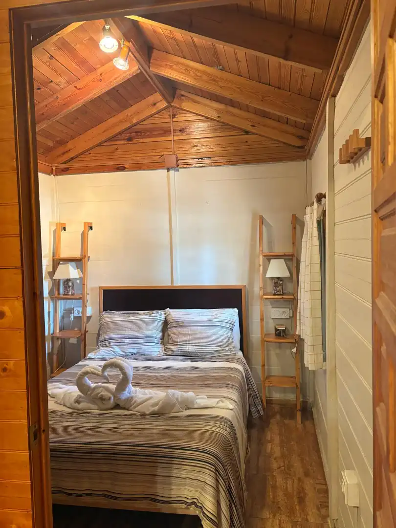 Dormitori de Casa o xalet en venda en Nevada amb Aire condicionat, Jardí privat i Piscina