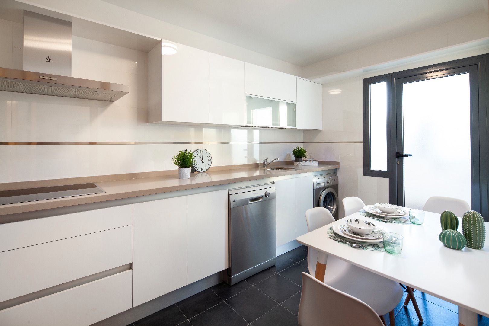 Flat to rent in Calle Médico Francisco Pérez Company, Los Molinos - Villa Blanca