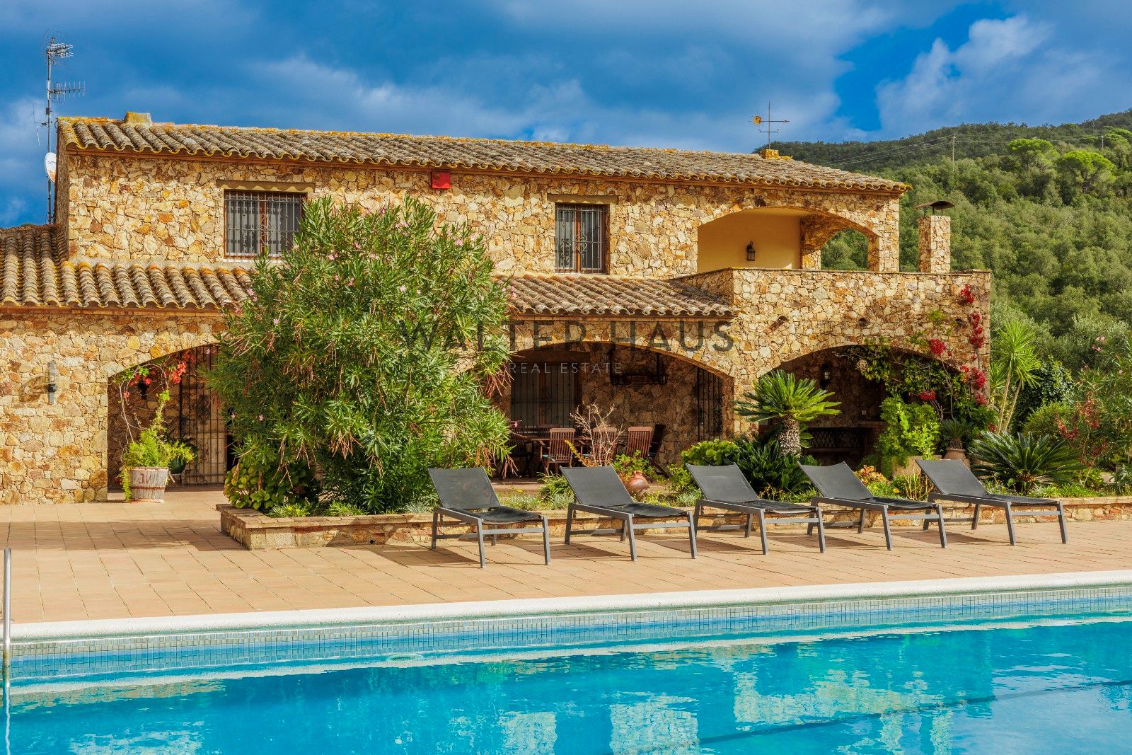 Exterior view of House or chalet for sale in Calonge i Sant Antoni  with Air Conditioner, Heating and Private garden