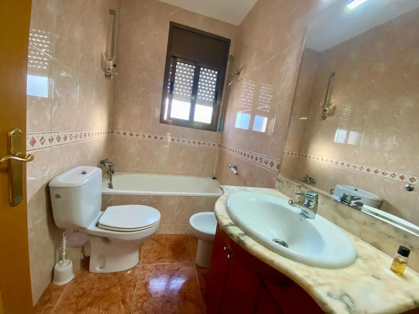 Baño de Casa o chalet en venta en Torredembarra con Aire acondicionado, Calefacción y Jardín privado