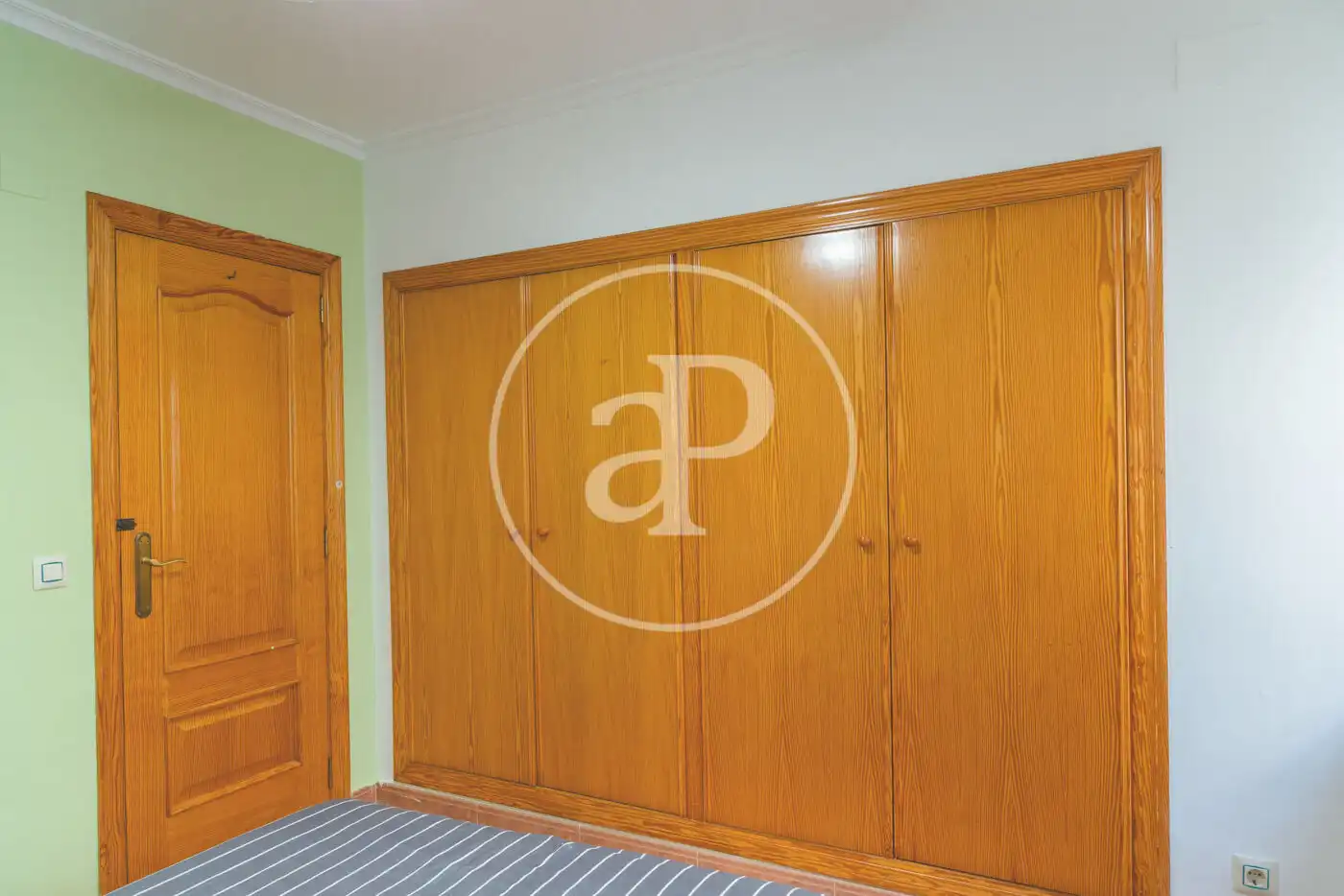 Habitación de Piso en venta en Valencia con Aire acondicionado y Calefacción