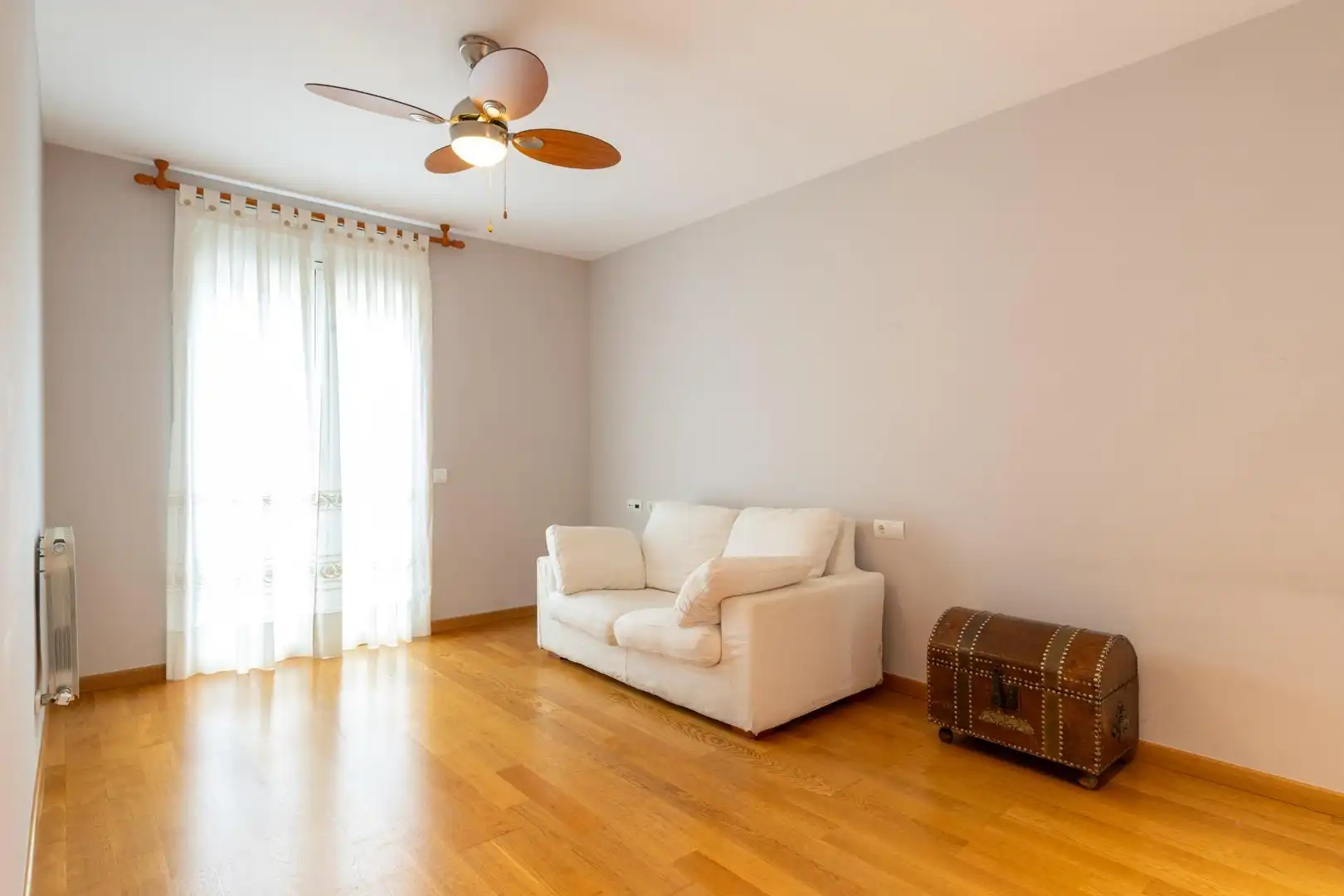 Wohnzimmer von Haus oder Chalet zum Verkauf in Viladecavalls mit Klimaanlage, Heizung und Privatgarten