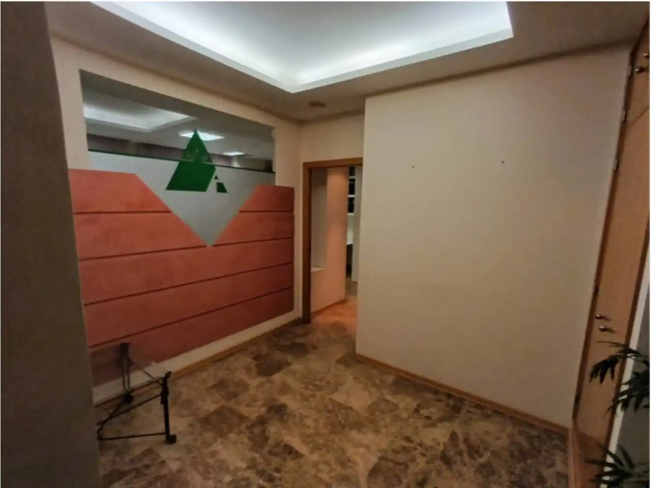 Gewerbefläche zur Miete in Avenida Sinforiano Madroñero, imagen 14
