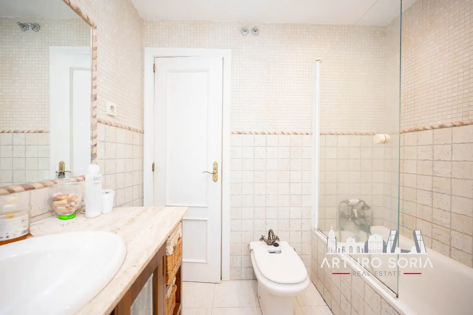 Baño de Piso en venta en Madrid con Aire acondicionado, Calefacción y Parquet