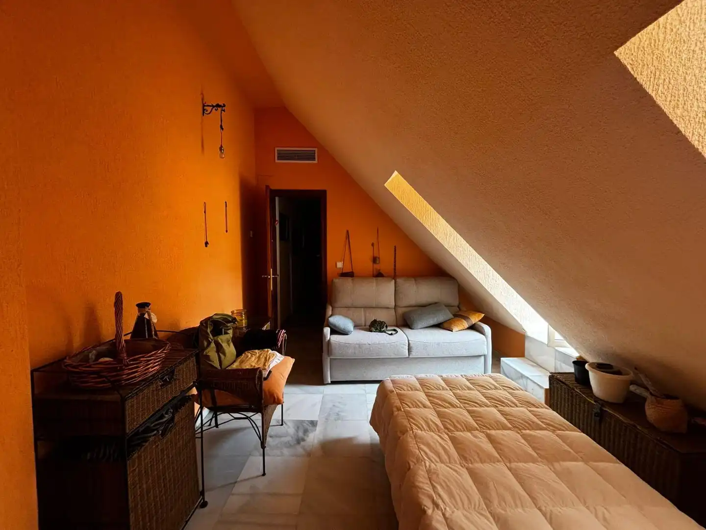 Sala d'estar de Àtic en venda en Huelva amb Aire condicionat i Terrassa