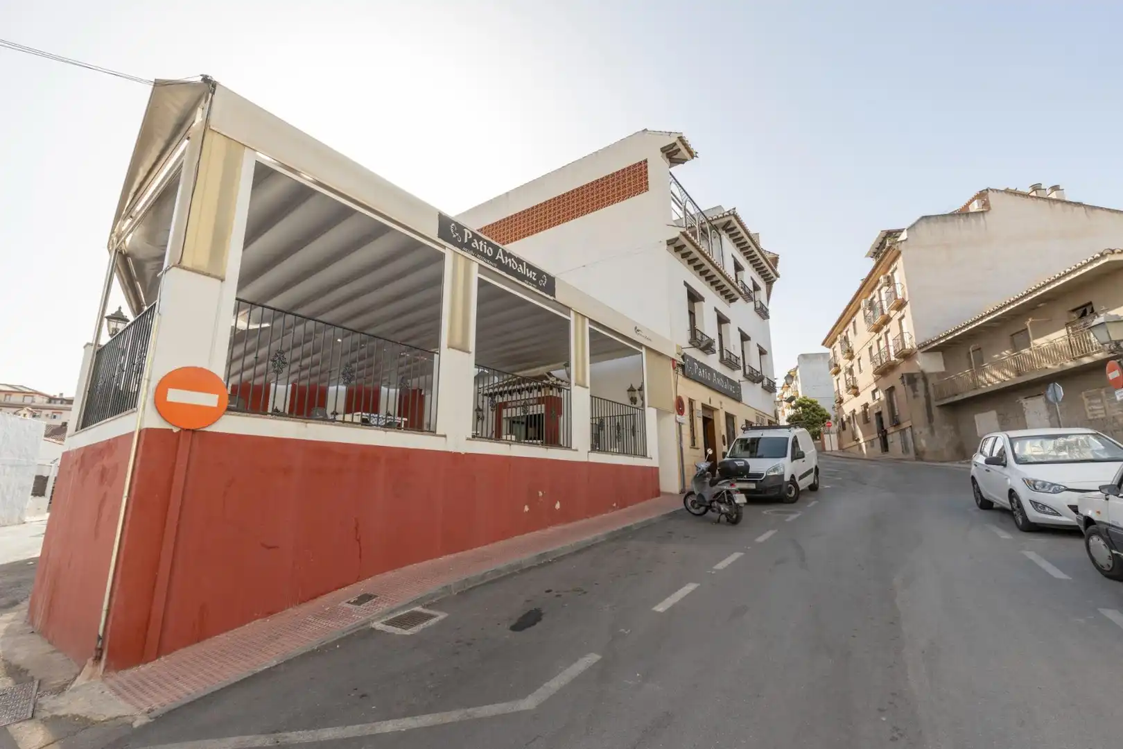 Außenansicht von Gebäude zum Verkauf in La Zubia Ciudad