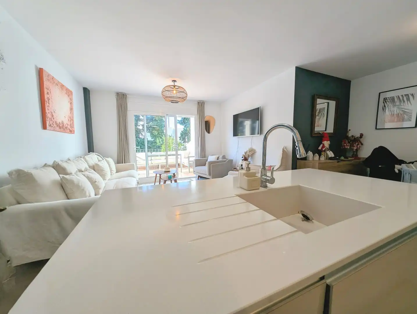 Flat with pool for sale in Avenida Pablo Ruiz Picasso 11, imagen 7