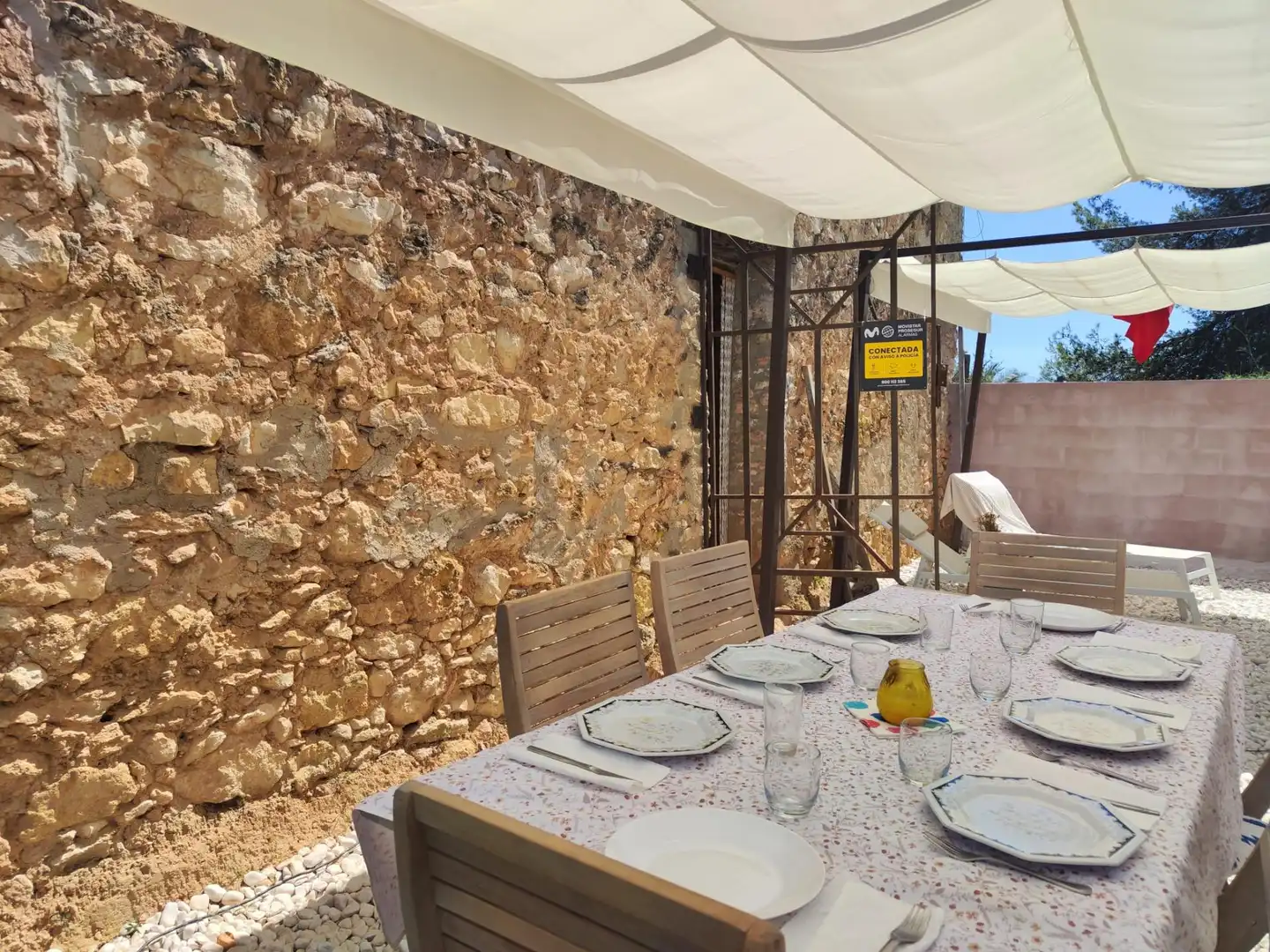 Terraza de Finca rústica en venta en Castellet i la Gornal con Jardín privado