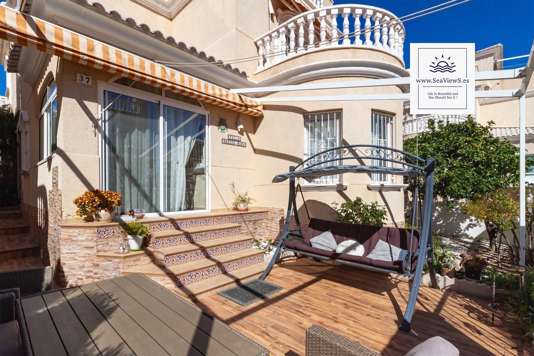 Terrace of House or chalet for sale in Orihuela  with Air Conditioner, Heating and Private garden