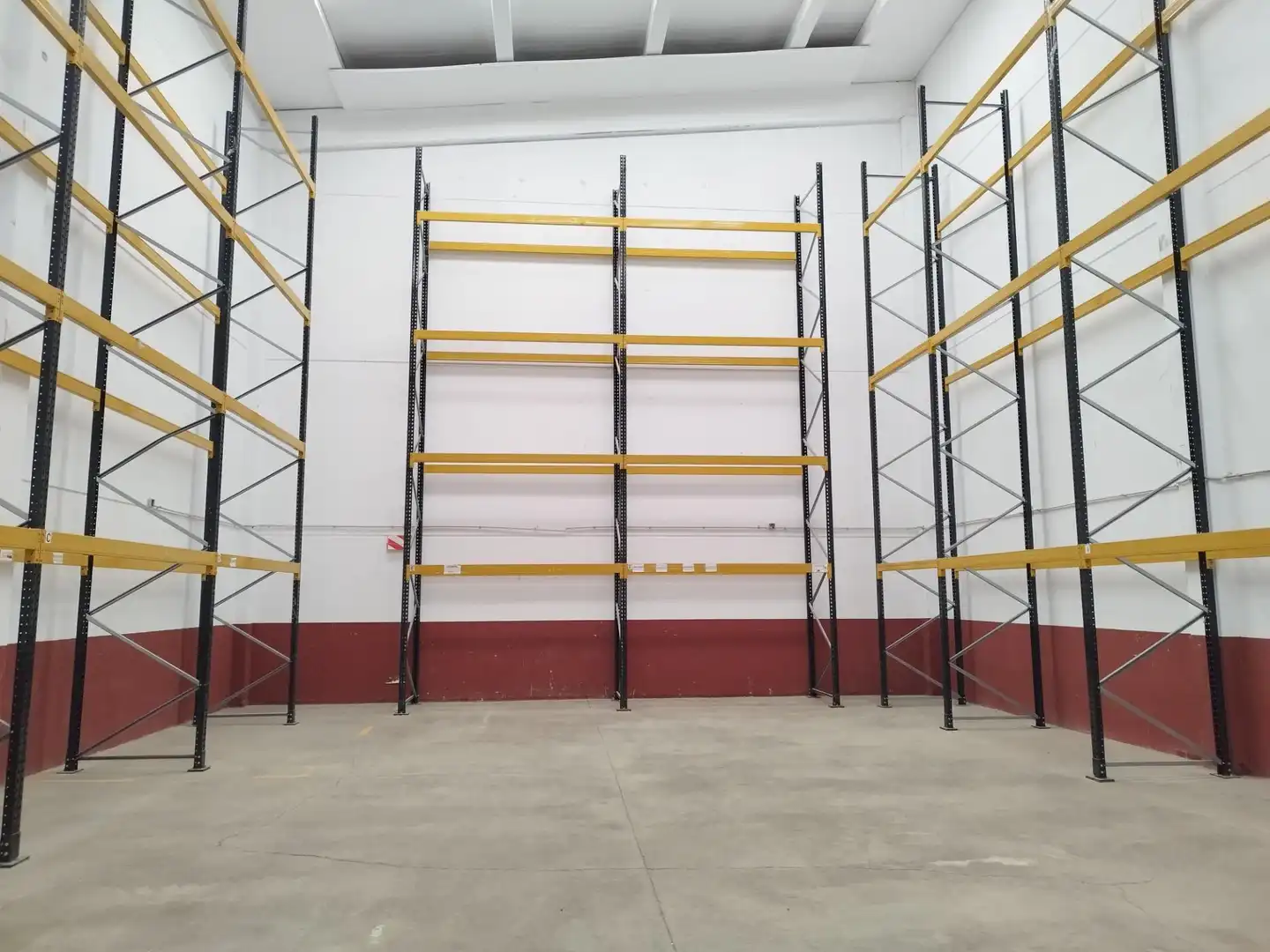 Nave industrial de alquiler en Centro